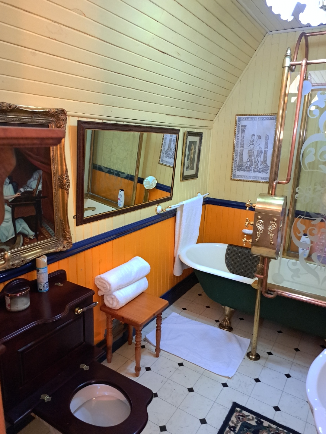 Gold Room — Victorian bathroom with clawfoot tub